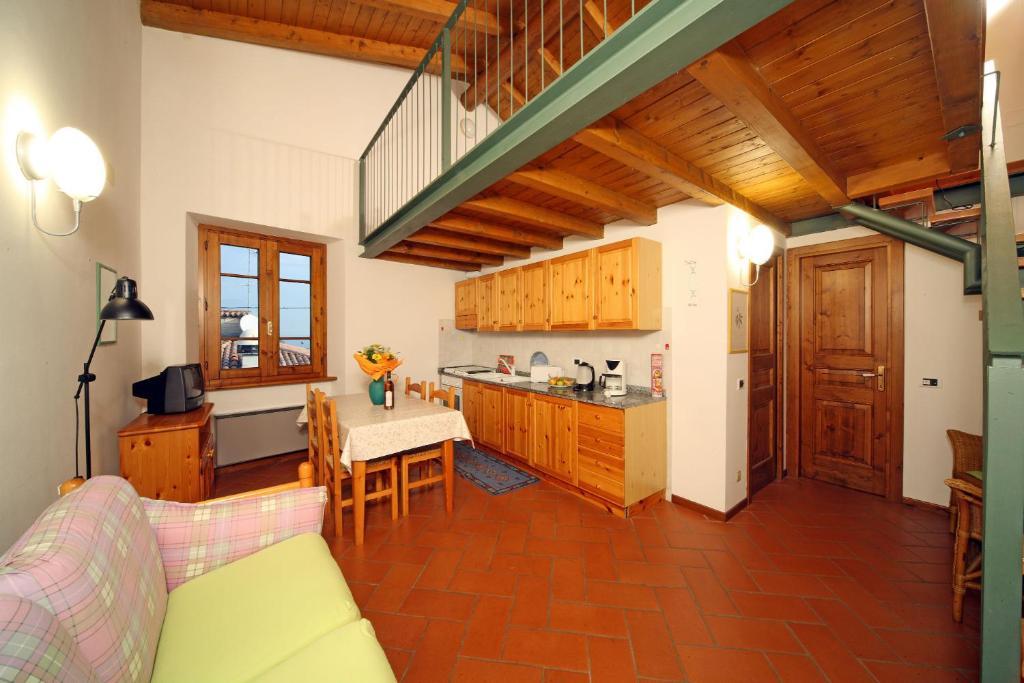 Agriturismo La Breda Guest House San Felice del Benaco Bagian luar foto